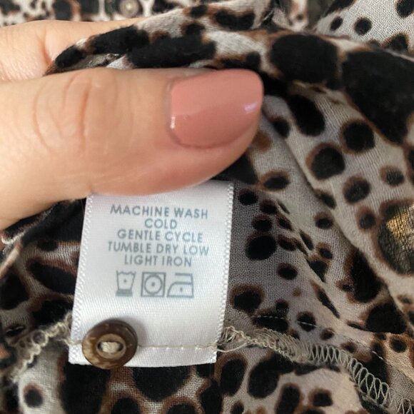 XIRENA 100% Gauze Cotton Leopard Print Button Up Shirt Top Size S - Picture 4 of 7